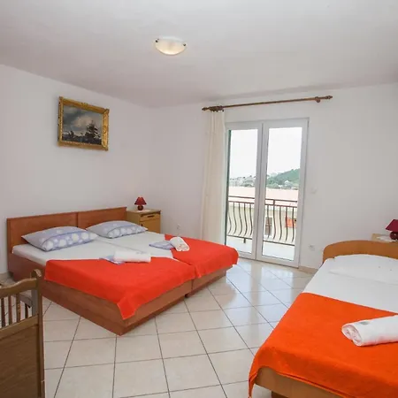 Petar Apartman Dugi Rat